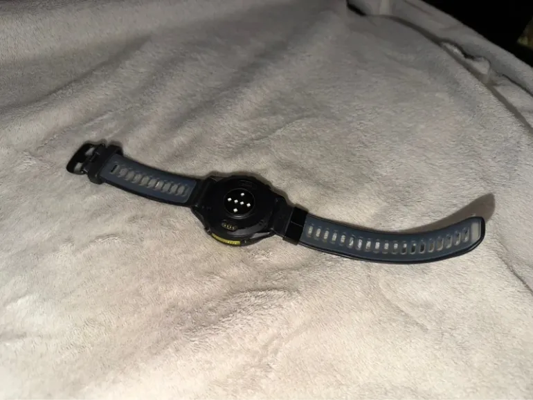 Used Garmin Forerunner 970 2025 bike — image 4 of 6