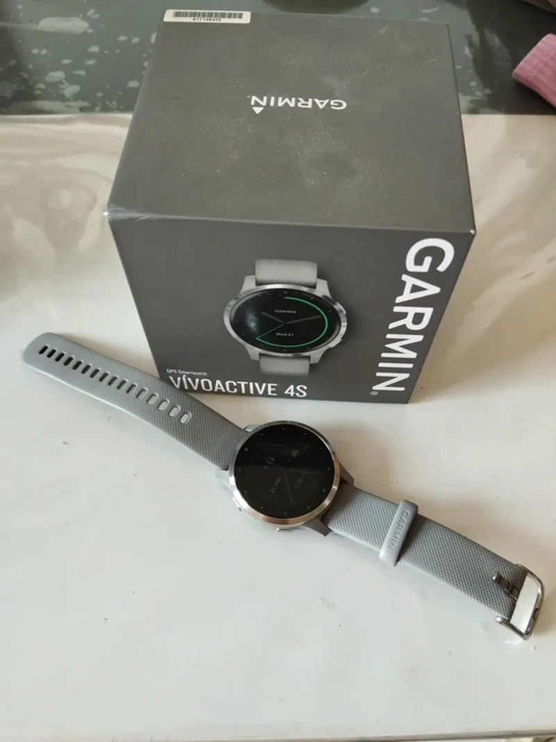 Garmin vivoactive 4s Electronics d'occasion
