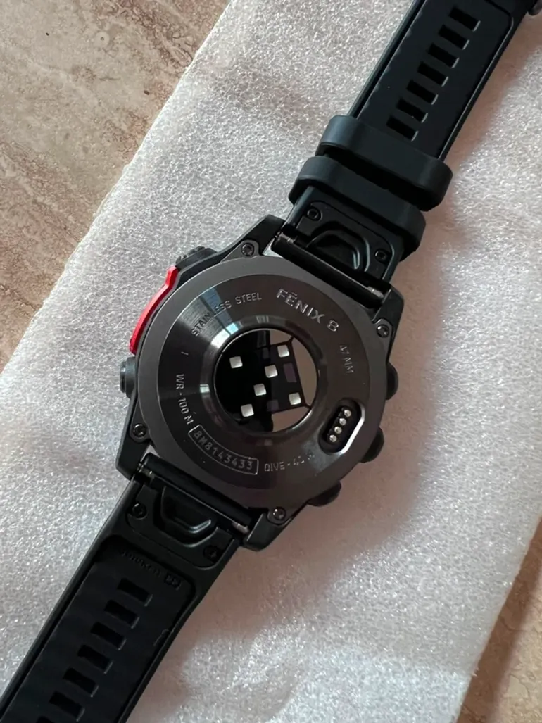 Used Garmin Fenix 8 bike — image 3 of 10