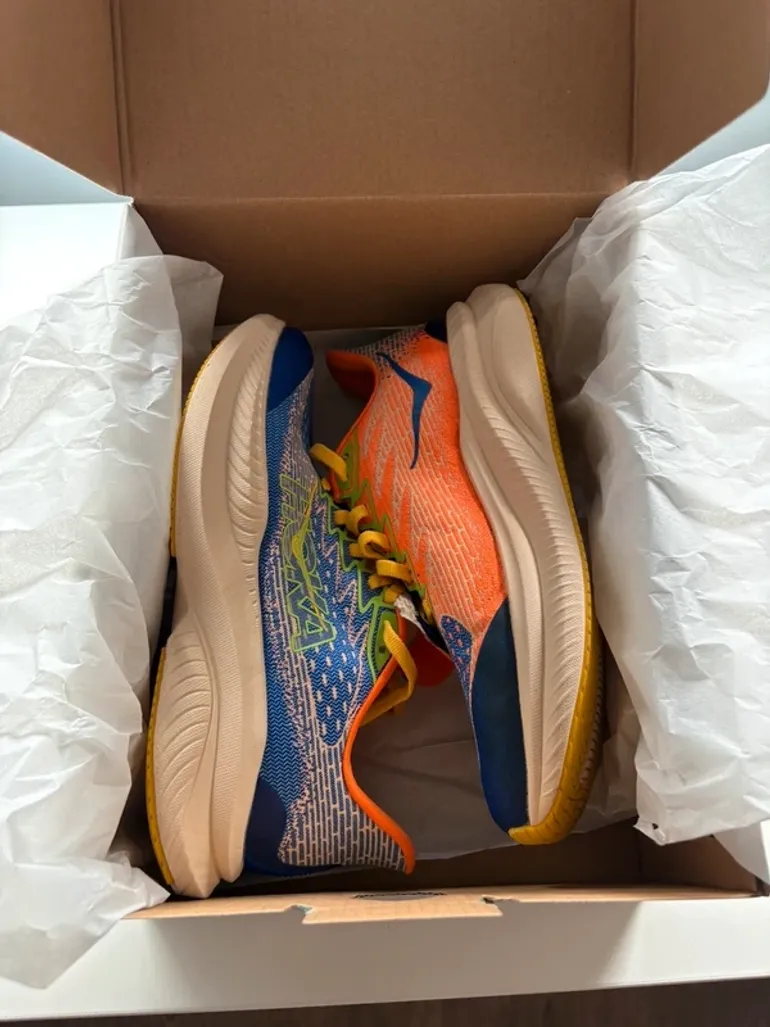 Gebrauchtes Garmin Hoka Running Shoes bike — Bild 5 von 5