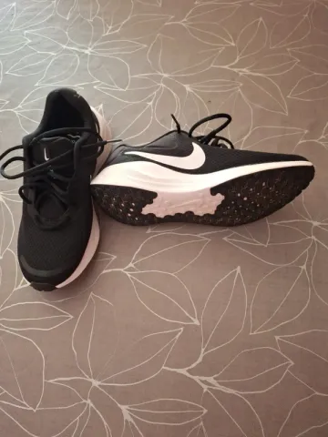 Używany Nike Shoes bike — zdjęcie 2 z 10