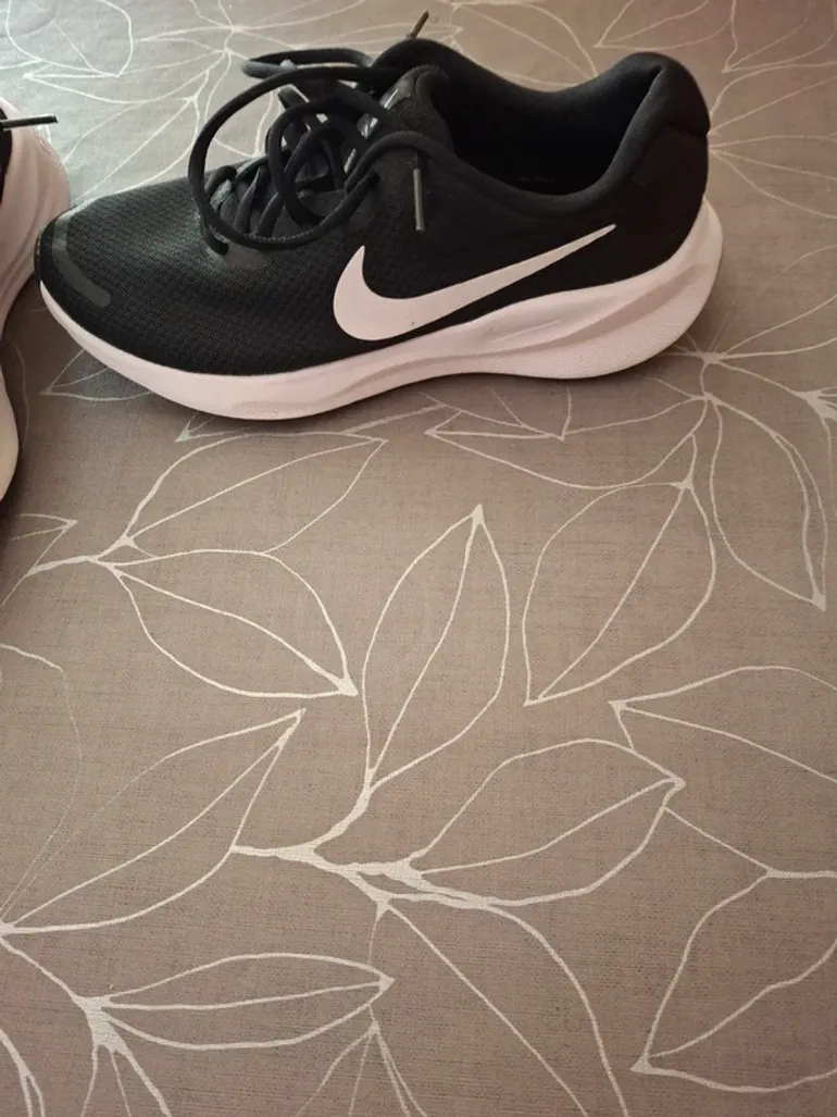 Używany Nike Shoes bike — zdjęcie 4 z 10