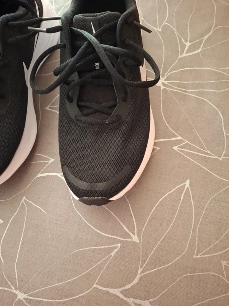 Używany Nike Shoes bike — zdjęcie 3 z 10