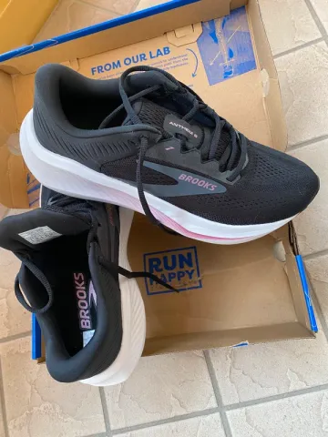 Tweedehands Brooks Running Shoes bike — afbeelding 1 van 7