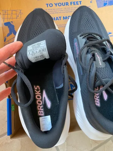 Tweedehands Brooks Running Shoes bike — afbeelding 6 van 7