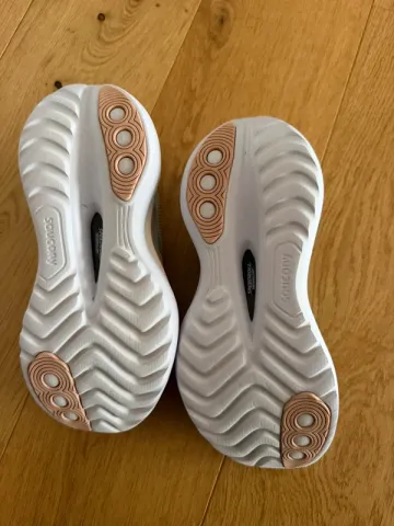 Saucony Endorphin Trainer bike d'occasion — image 5 sur 6