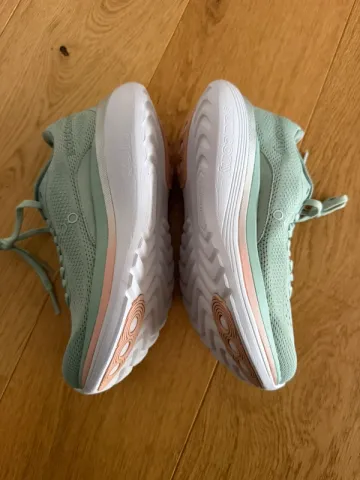 Saucony Endorphin Trainer bike d'occasion — image 4 sur 6