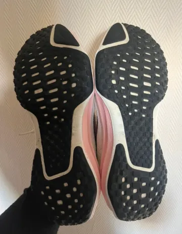 Używany Nike Invincible Run 3 bike — zdjęcie 8 z 8