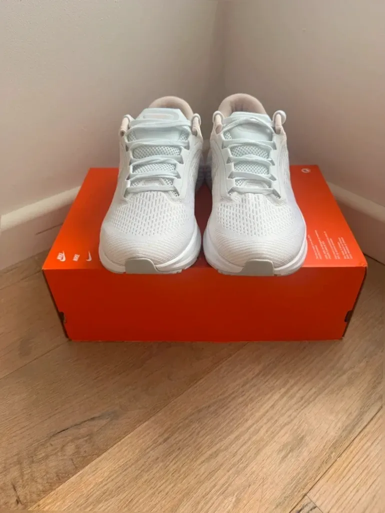 Gebrauchtes Nike Air Zoom Structure 24 bike — Bild 3 von 9
