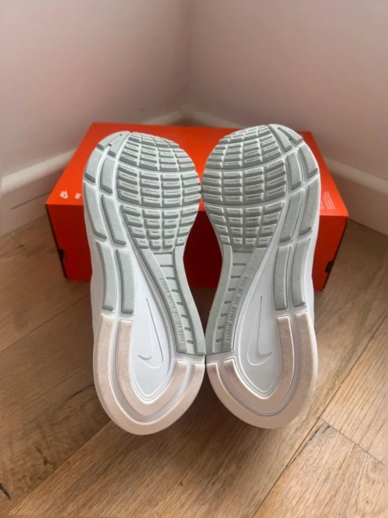 Gebrauchtes Nike Air Zoom Structure 24 bike — Bild 6 von 9