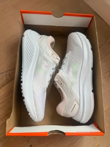 Gebrauchtes Nike Air Zoom Structure 24 bike — Bild 8 von 9