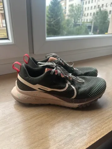 Używany Nike Laufschuhe bike — zdjęcie 1 z 4