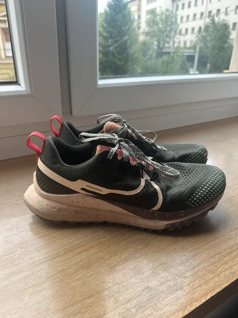 Used Nike Laufschuhe Running Shoes