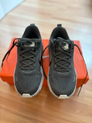 Gebrauchtes Nike Vomero 18 bike — Bild 3 von 10
