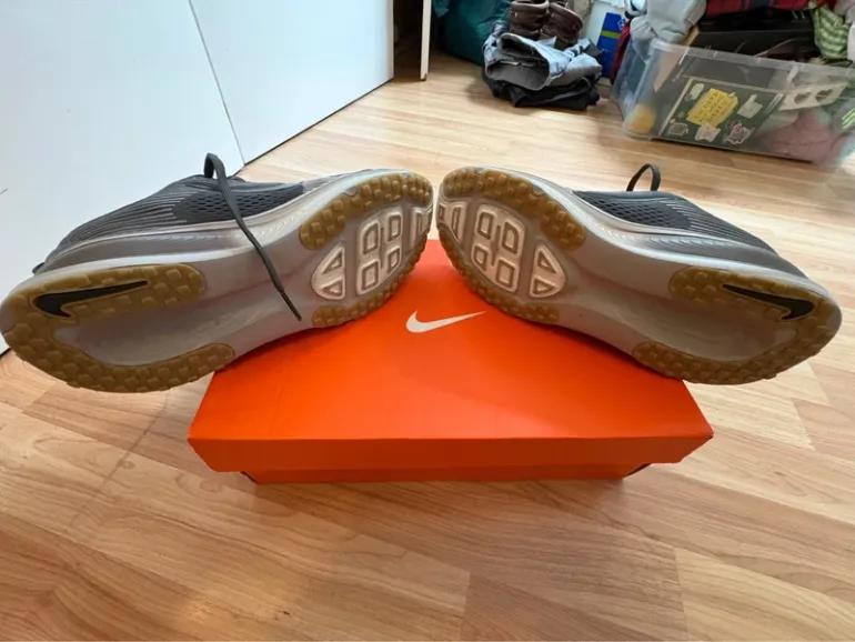 Gebrauchtes Nike Vomero 18 bike — Bild 9 von 10