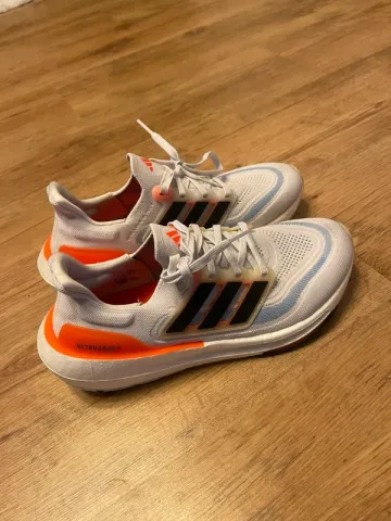 Adidas Ultraboost light bike d'occasion — image 1 sur 3
