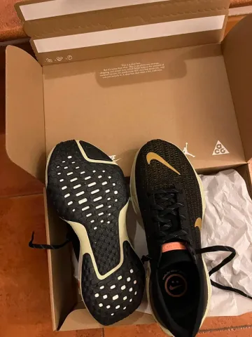 Tweedehands Nike Zoom X Incredible Run FK 3 bike — afbeelding 2 van 8