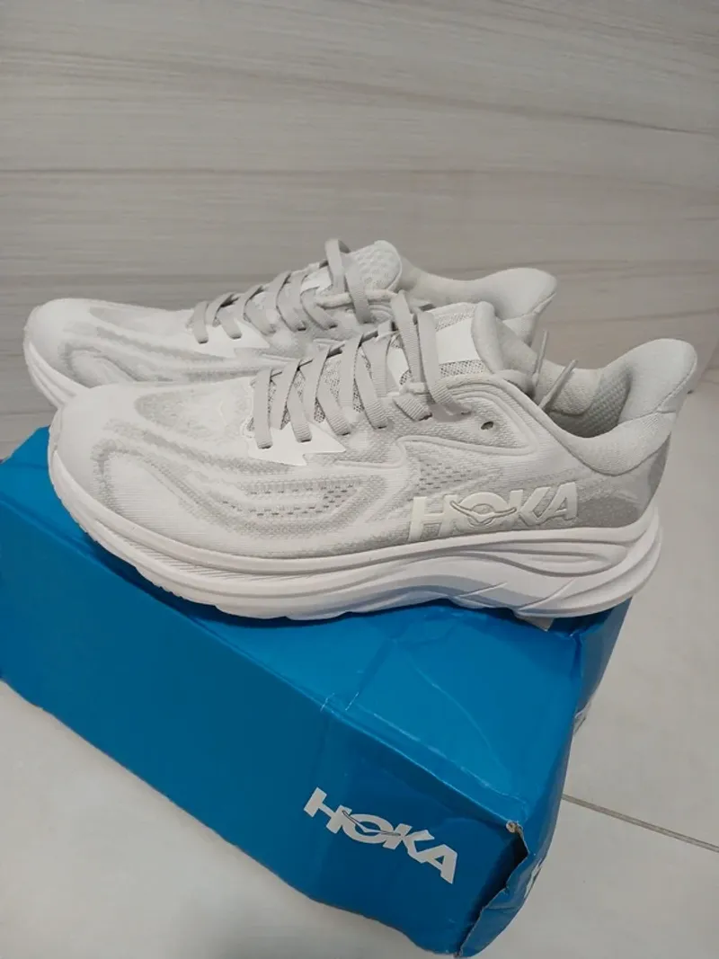 Używany Hoka Clifton 10 Running Shoes