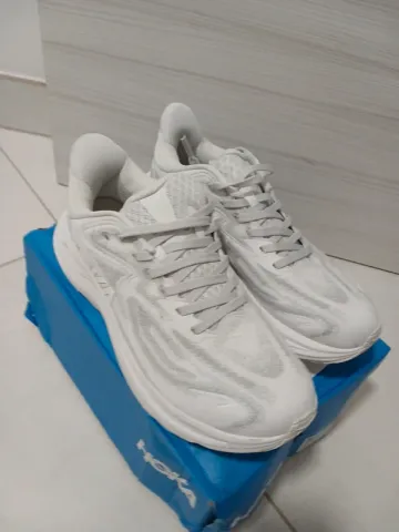 Hoka Clifton 10 bike usato — immagine 5 di 7