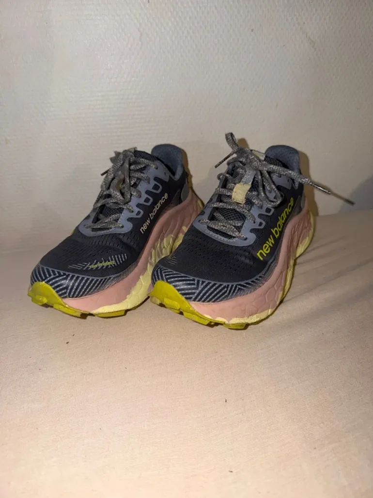 Used New Balance Fresh Foam X More Trail v3 bike — image 1 of 7
