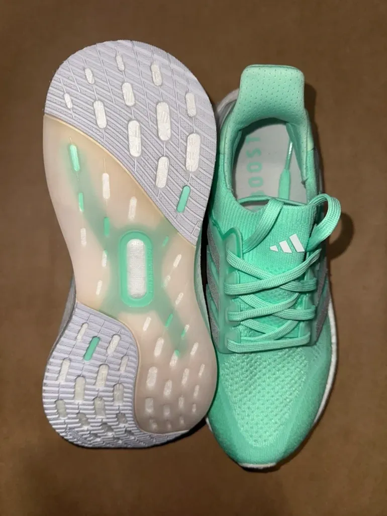 Tweedehands Adidas Ultraboost 5 W bike — afbeelding 3 van 5