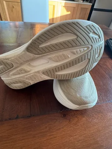 Used Scarpa Hoka Running Shoes bike — image 3 of 3