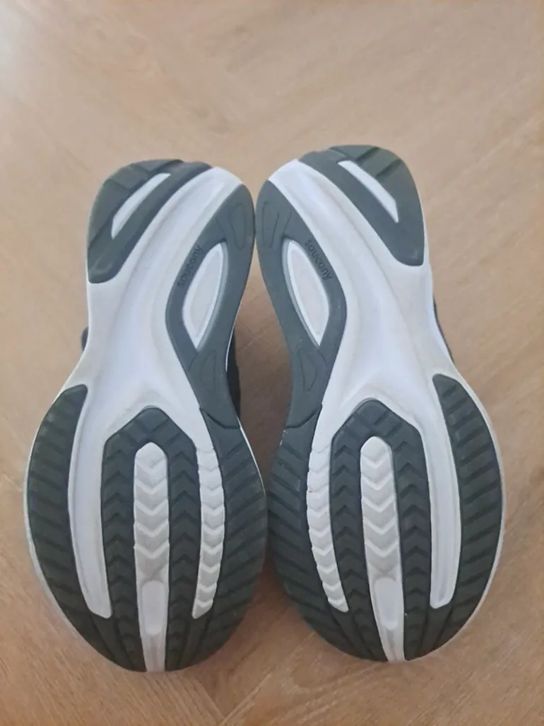 Saucony Guide 15 bike d'occasion — image 6 sur 7