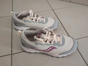 Used Saucony Peregrine KDZ bike — image 1 of 3