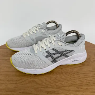Used Asics RoadHawk FF bike — image 1 of 8
