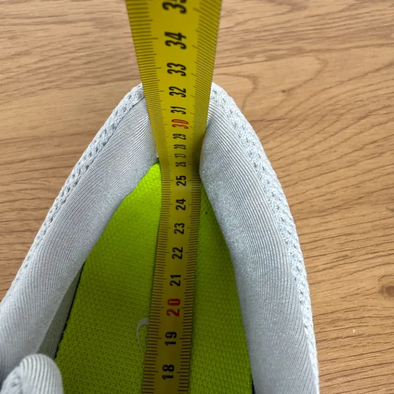 Used Asics RoadHawk FF bike — image 8 of 8