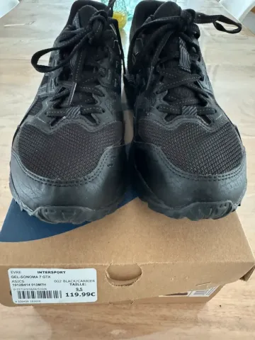 Used Asics Trail running shoes bike — image 3 of 5