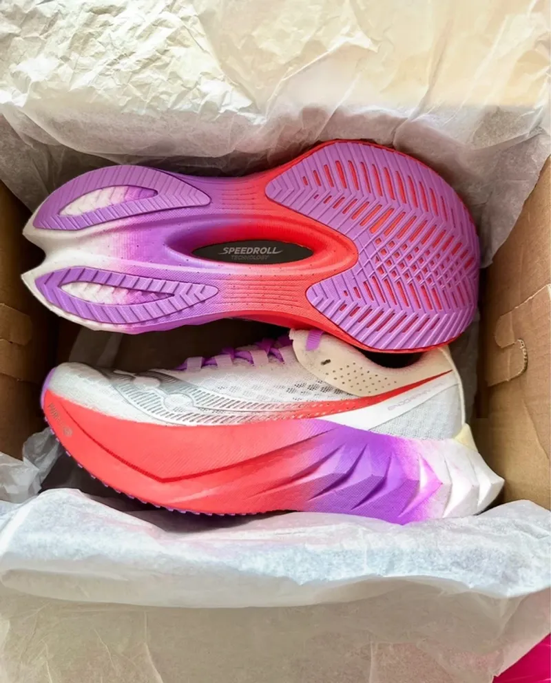 Used Saucony Endorphin Pro 5 Running Shoes
