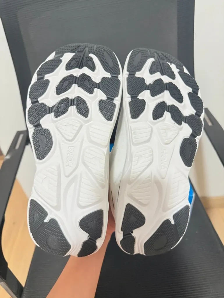 Hoka Clifton 10 bike usato — immagine 7 di 7