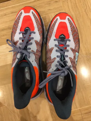 Tweedehands Hoka Mafate Speed 4 bike — afbeelding 2 van 5