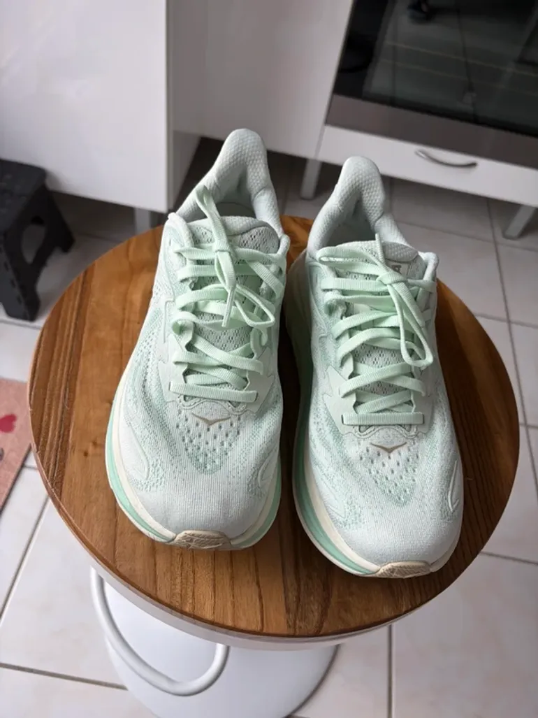 Hoka Clifton 10 bike usato — immagine 3 di 6