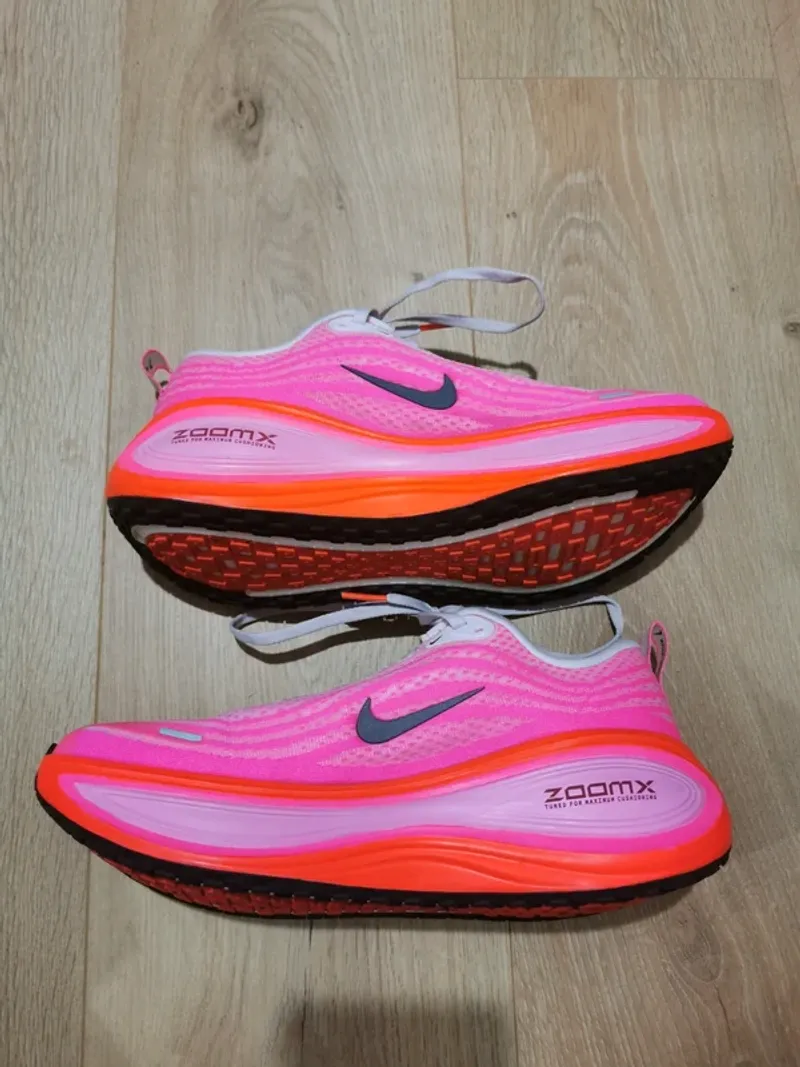 Gebrauchtes Nike Vomero Plus Running Shoes