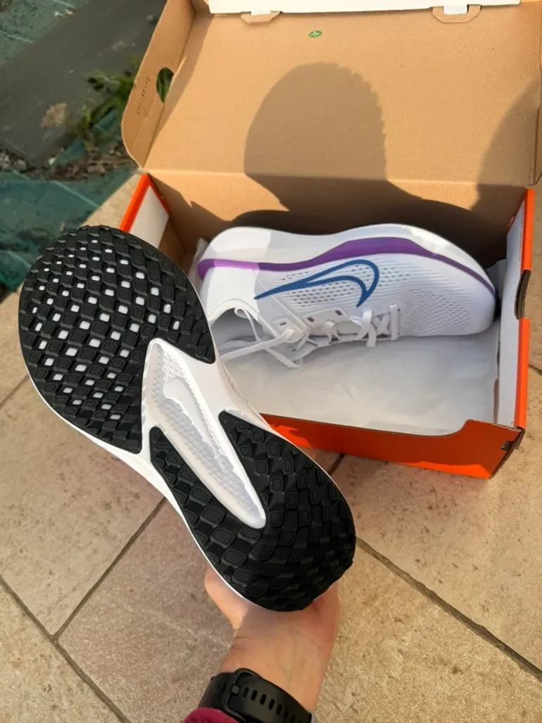 Brugt Nike Sneaker bike — billede 3 af 3