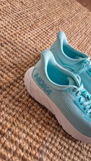 Tweedehands Hoka Arahi bike — afbeelding 2 van 11