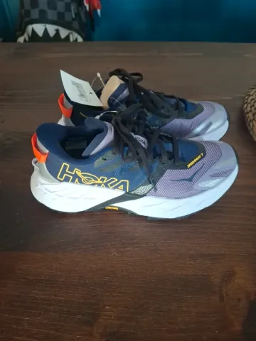 Used Hoka Speedgoat 7 bike — image 1 of 7