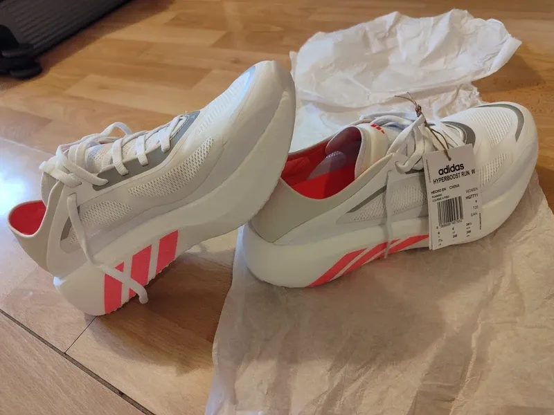 Used Adidas hyperboost run Running Shoes