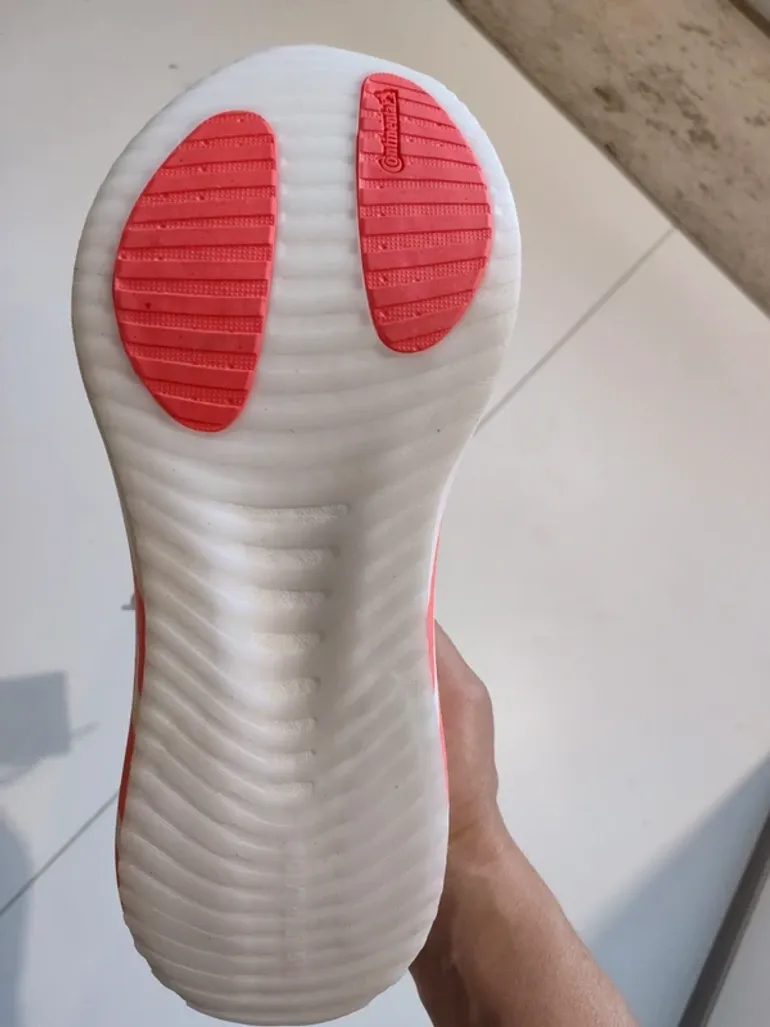 Adidas hyperboost run bike d'occasion — image 2 sur 7