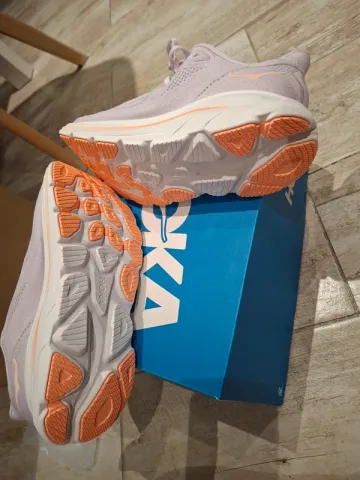 Hoka Clifton 10 bike usato — immagine 6 di 6