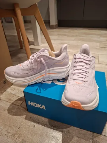 Hoka Clifton 10 bike usato — immagine 3 di 6