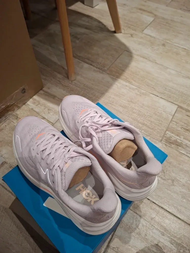 Hoka Clifton 10 bike usato — immagine 4 di 6