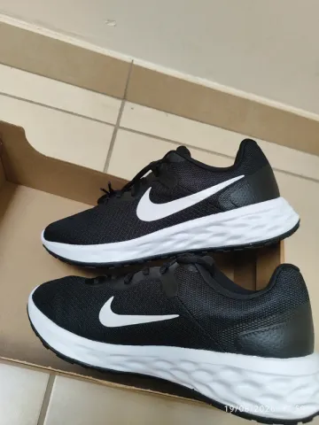 Used Nike Revolution 6 NN bike — image 1 of 6