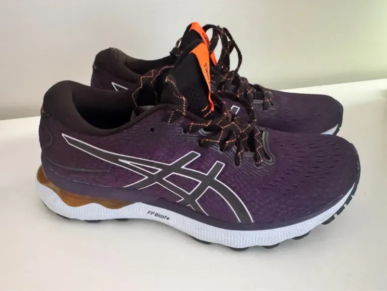 Used Asics Nimbus 40 bike — image 1 of 9