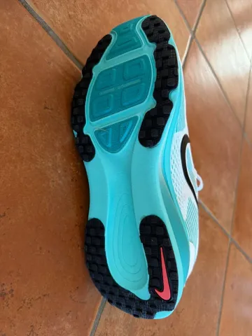 Nike Vomero 18 bike usato — immagine 5 di 7
