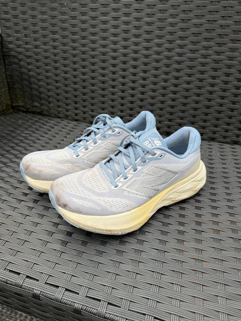Used New Balance 880 Running Shoes
