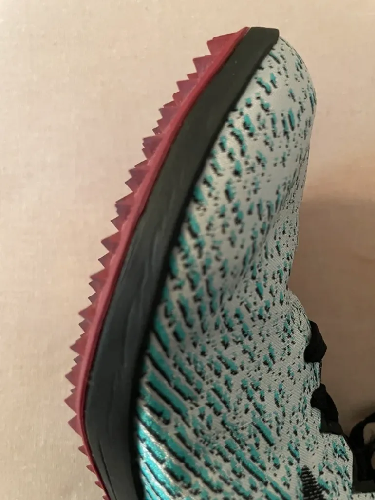 Used Brooks Running Shoes bike — image 4 of 7
