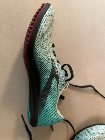 Used Brooks Running Shoes bike — image 5 of 7